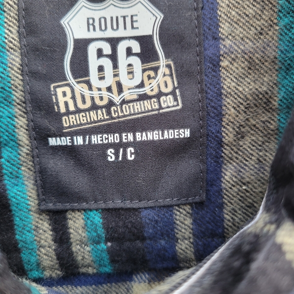 Plaid Blue and Green Plaid Button-Up Shirt - Picture 4 of 9